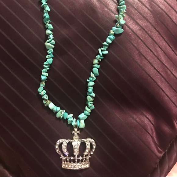 ✨SOLD✨Turquoise & Rhinestones Necklace - Picture 2 of 5